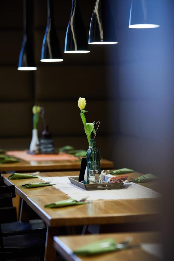 Hotel Goll Pforzheim-Niefern Ngoại thất bức ảnh