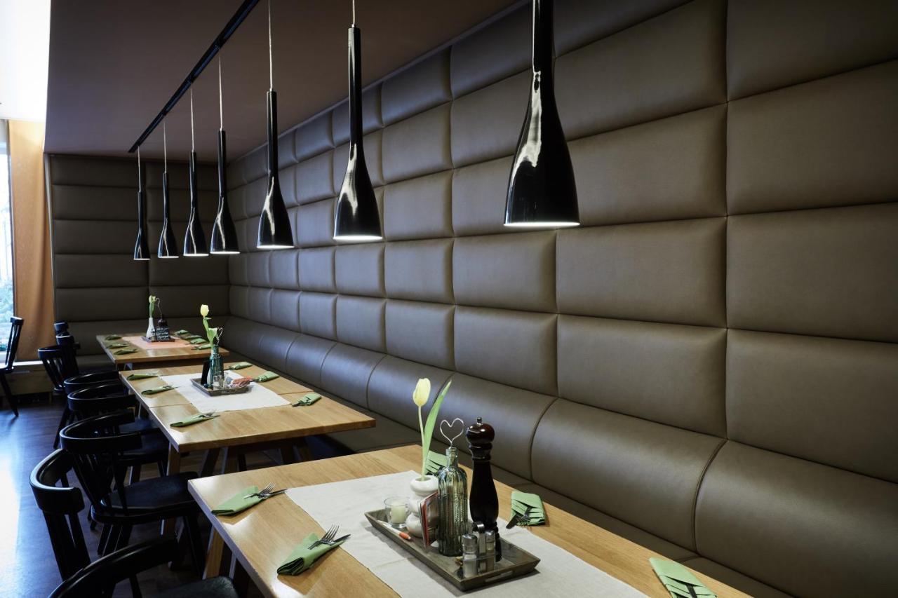 Hotel Goll Pforzheim-Niefern Ngoại thất bức ảnh