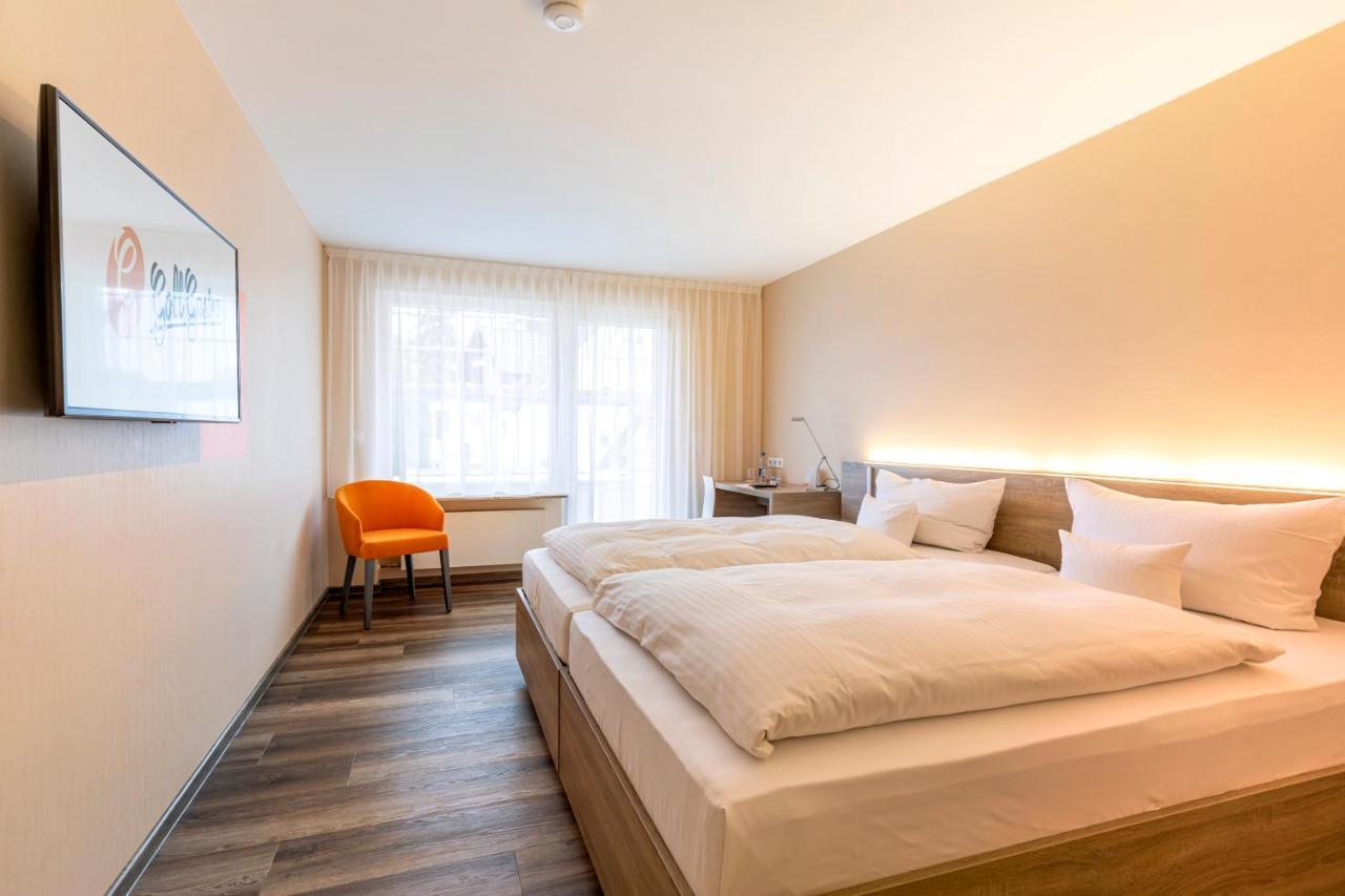 Hotel Goll Pforzheim-Niefern Ngoại thất bức ảnh
